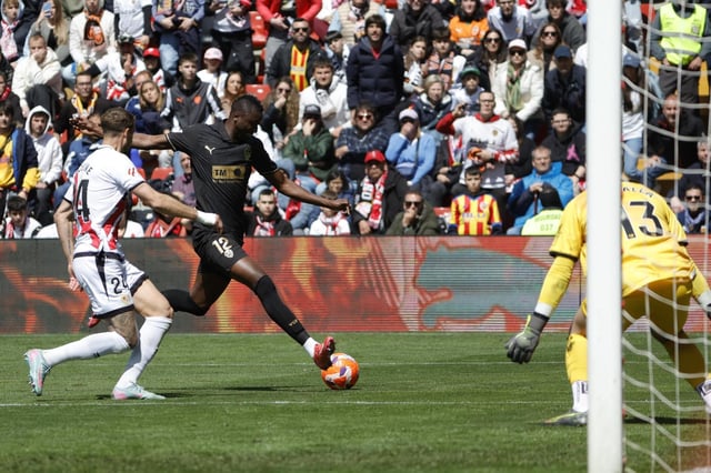 Rayo y Valencia empatan en Vallecas.