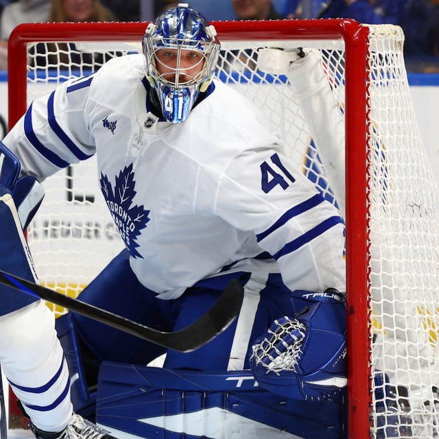 Toronto Maple Leafs goaltender Anthony Stolarz (41) looks for the puck during the first period of an NHL hockey game against the Buffalo Sabres Tuesday, April 15, 2025, in Buffalo, N.Y. (AP Photo/Jeffrey T. Barnes)