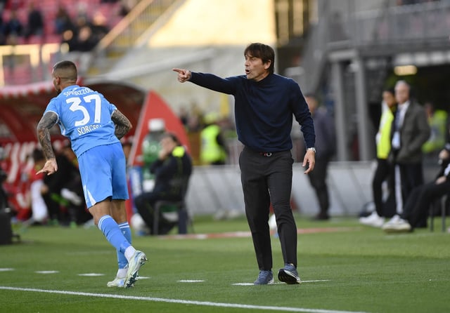 Soccer Football - Serie A - Monza v Napoli - U-Power Stadium, Monza, Italy - April 19, 2025 Napoli coach Antonio Conte reacts REUTERS/Massimo Pinca