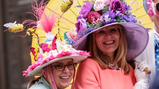  New York City's Easter Parade returns, featuring a vibrant display of festive headwear along Fifth Avenue. (Photo by KENA BETANCUR / GETTY IMAGES NORTH AMERICA / Getty Images via AFP)