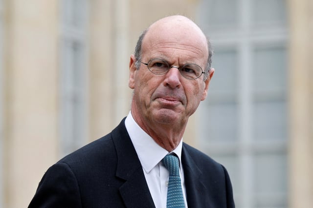 Les dirigeants «doivent travailler avec les États pour que cette bataille soit gagnée. [...] La solidarité est plus que jamais nécessaire», insiste le patron de Bercy.