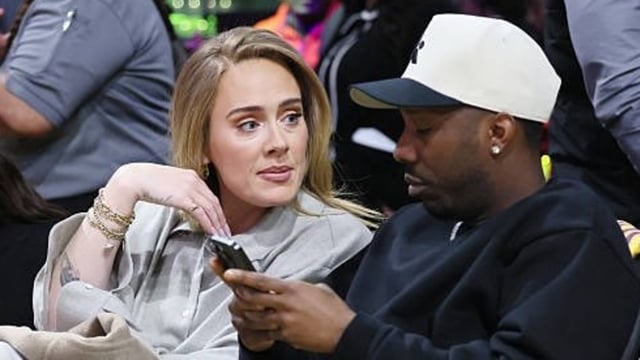 Adele was spotted with fiance Rich Paul enjoying a game of basketball 
