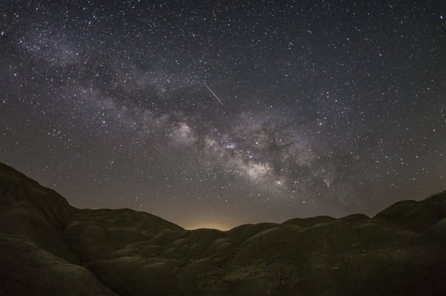 The Lyrid meteor shower appears in mid to late April (Photo: Kevin Key/Getty)