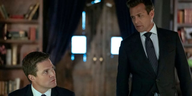 Gabriel Macht and Stephen Amell in Suits LA Episode 8