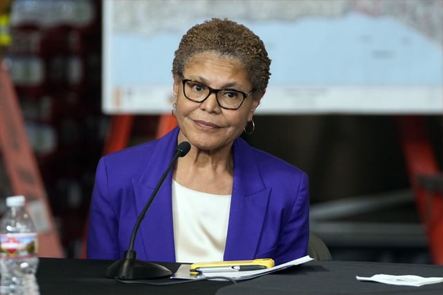 FILE - Los Angeles Mayor Karen Bass listens as President Donald Trump participates in a briefing in Los Angeles, Jan. 24, 2025. (AP Photo/Mark Schiefelbein, File)