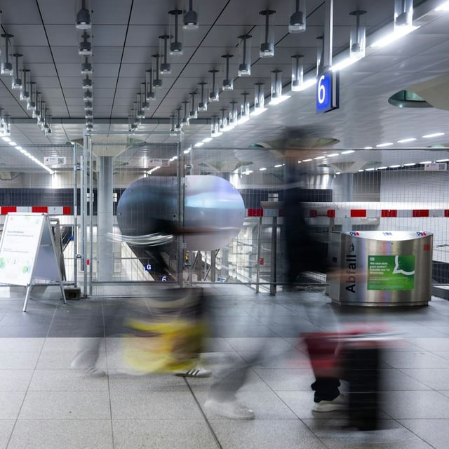 Die Tiefebene des Berliner Hauptbahnhofs war zeitweise gesperrt.