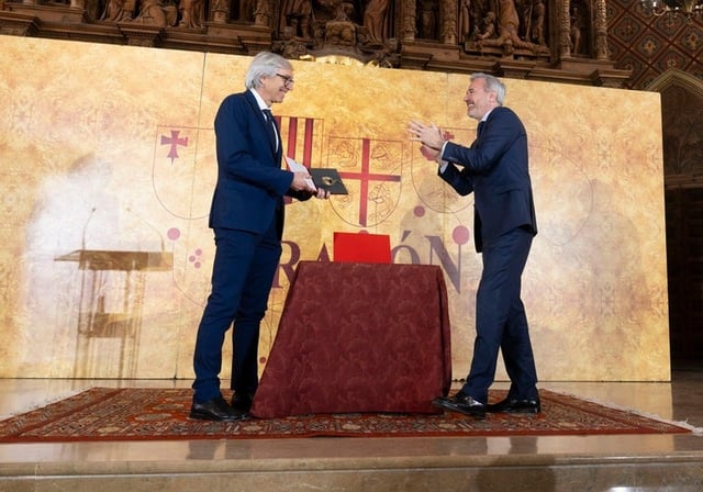 Antonio Jiménez recibe la Medalla al Mérito Cultural del Gobierno de Aragón