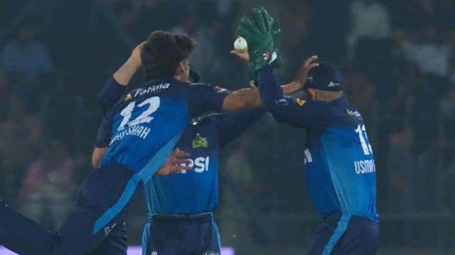 Ubaid Shah accidentally punches Usman Khan during PSL 2025 
