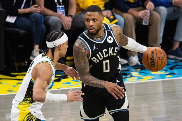 Damian Lillard finished with 14 points in his first game since being diagnosed with deep vein thrombosis.