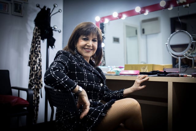 Retrato a Loles León en su camerino del Teatre Condal.