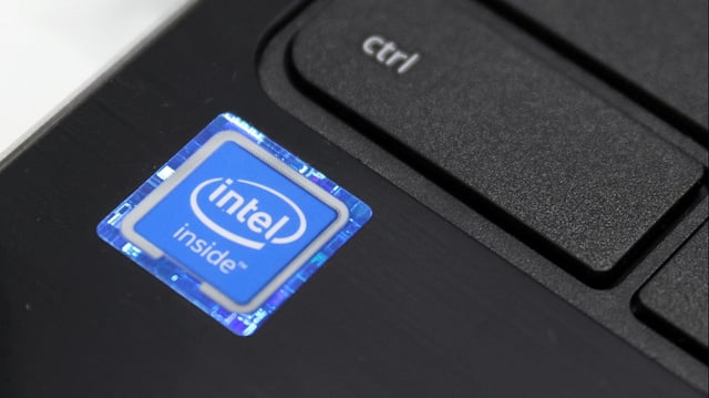Intel-Aufkleber auf Notebook
