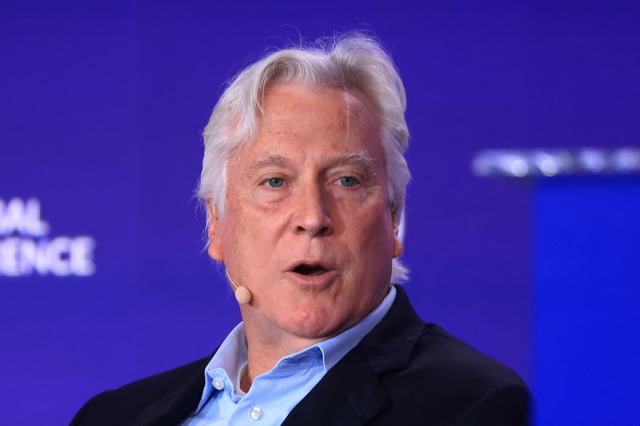 Mark Walter, Founder and CEO, TWG Global; Founder and CEO, Guggenheim Partners speaks at the Milken Conference 2024 Global Conference Sessions at The Beverly Hilton in Beverly Hills, California, U.S., May 6, 2024.  REUTERS/David Swanson/File Photo