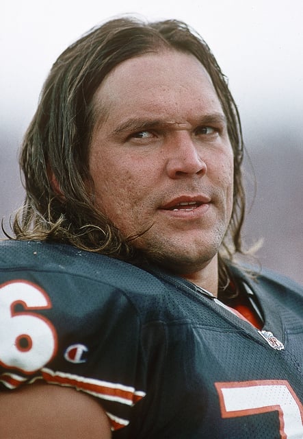 Chicago Bears great Steve McMichael, seen here in 1993, has died. He was 67.