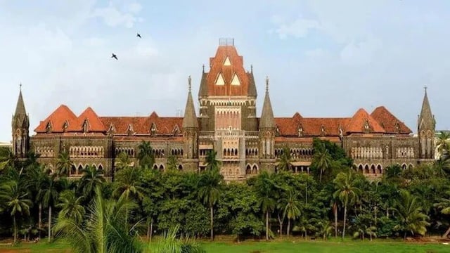 Mumbai woman called judges 'dog mafia', sentenced to one week of imprisonment