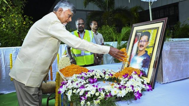 Andhra Pradesh Chief Minister N Chandrababu Naidu pays tribute to JS Chandramouli Garu, who was killed in the Pahalgam terror attack, in Visakhapatnam. (\