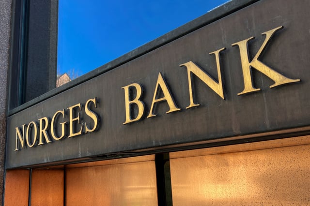 View of entrance to Norway's central bank in Oslo, April 20, 2023. REUTERS/Victoria Klesty/File photo