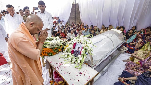 Uttar Pradesh chief minister Yogi Adityanath on Wednesday paid tribute to Shubham Dwivedi, a 30-year-old Kanpur resident who was among the 26 tourists killed in the terrorist attack in Pahalgam (PTI)