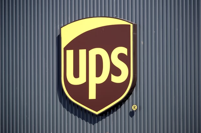 The logo of United Parcel Service is seen at the new package sorting and delivery UPS hub in Corbeil-Essonnes and Evry, southern Paris, France, June 26, 2018.  REUTERS/Charles Platiau