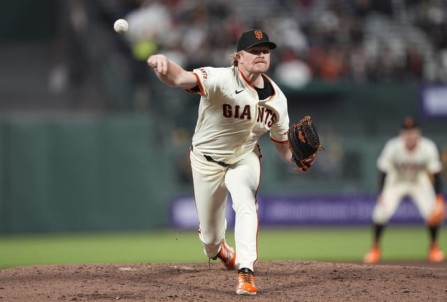 SAN FRANCISCO, CALIFORNIA - APRIL 23: Logan Webb #62 of the San Francisco Giants pitches against the Milwaukee Brewers in the top of the fifth inning at Oracle Park on April 23, 2025 in San Francisco, California. (Photo by Thearon W. Henderson/Getty Images)