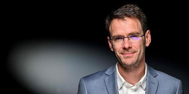 Nicolas Mayer-Rossignol est maire de Rouen.