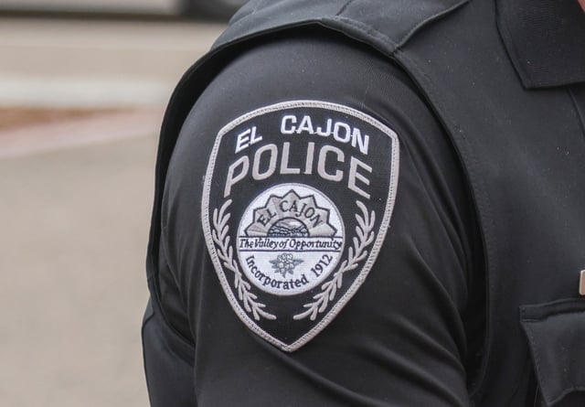 SUT-L-ICON-El-Cajon-police-03
