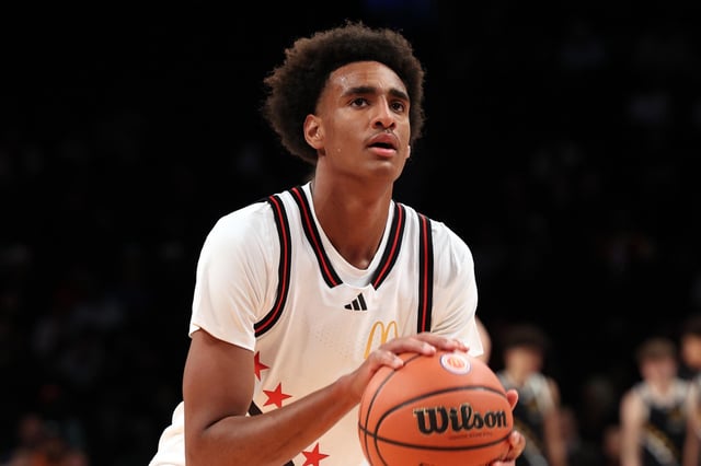 Alijah Arenas seen on the court during the 48th Annual McDonald&#39;s All-American Games with a halftime performance from GloRilla at the Barclays Center on April 1, 2025 in New York City.