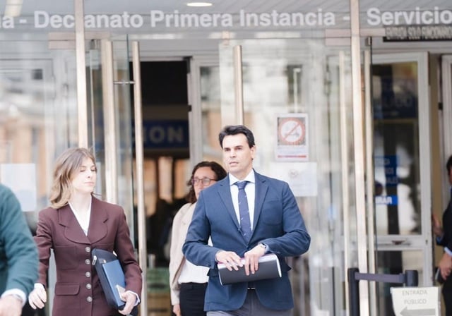 Alberto González Amador, a la salida de los juzgados de Plaza de Castilla