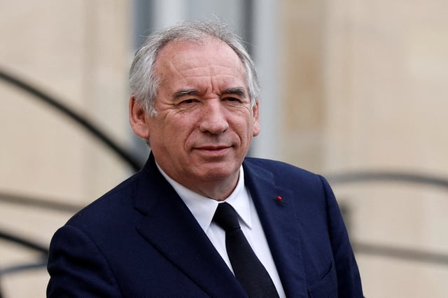 En déplacement, François Bayrou va révéler son plan de campagne contre les déserts médicaux