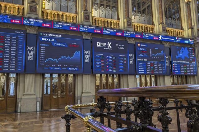 Indra cae un 4% en la bolsa española tras conocerse su posible integración con Escribano Mechanical