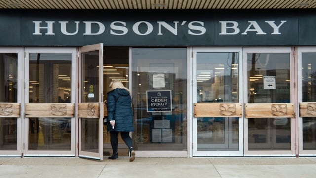 Hudson&#39;s Bay reveals more stores with liquidation sales.