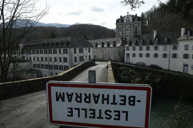 Vue de l’établissement « Le beau rameau », ex- » Notre-Dame de Bétharram », à Lestelle-Betharram (Pyrénées-Atlantiques), le 21 février 2025