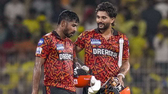 Sunrisers Hyderabad's Kamindu Mendis and Nitish Kumar Reddy celebrate after winning.