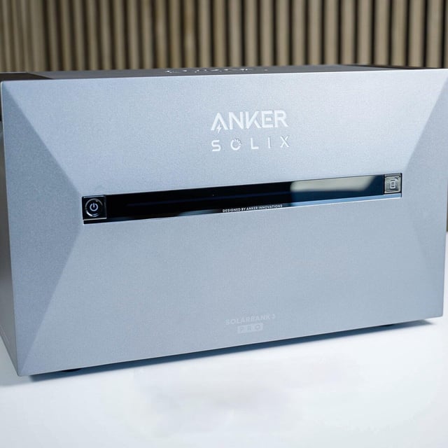 Anker SOLIX Solarbank 3 E2700 Pro