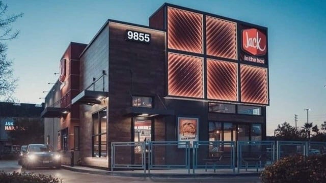 Jack in the Box is Closing 200 Locations, & Contemplating Del Taco Sell-Off, in a Shocking Move