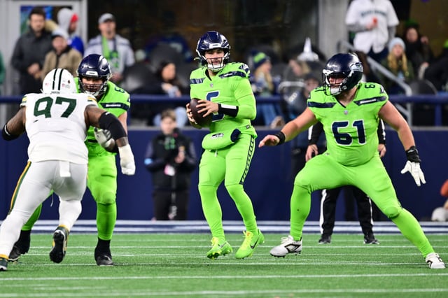 SEATTLE, WASHINGTON - DECEMBER 15: Sam Howell #6 of the Seattle Seahawks looks to pass against the Green Bay Packers during the third quarter at Lumen Field on December 15, 2024 in Seattle, Washington.