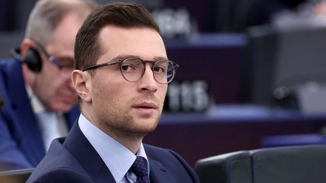 Jordan Bardella au Parlement européen en avril 2025.