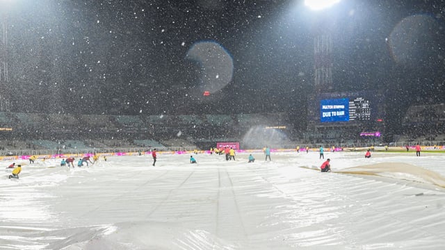 The fixture between Kolkata Knight Riders and Punjab Kings was called off due to rain at the Eden Gardens, Kolkata. Both teams shared one point each. 
