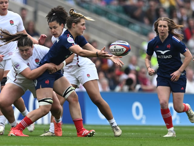 Pauline Bourdon Sansus (à droite) s’est encore distinguée à Twickenham.