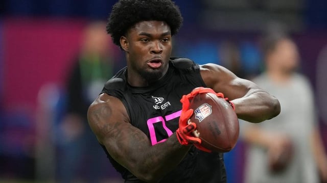 NFL: Combine. Feb 28, 2025; Indianapolis, IN, USA; Bowling Green tight end Harold Fannin (TE07) participates in drills during the 2025 NFL Combine at Lucas Oil Stadium. Mandatory Credit: Kirby Lee-Imagn Images