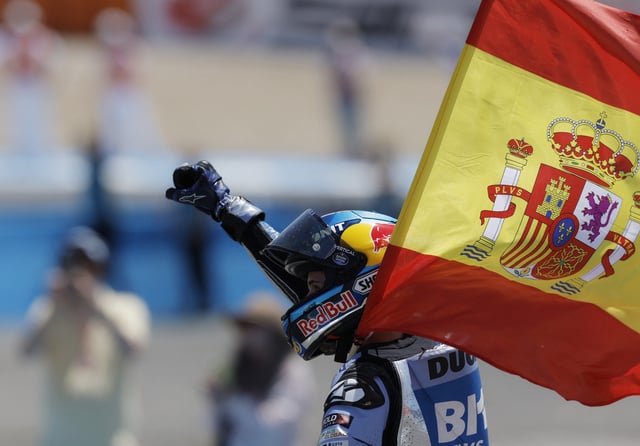 MotoGP - Spanish Grand Prix - Circuito de Jerez, Jerez, Spain - April 27, 2025 BK8 Gresini Racing MotoGP's Alex Marquez celebrates winning the race REUTERS/Jon Nazca