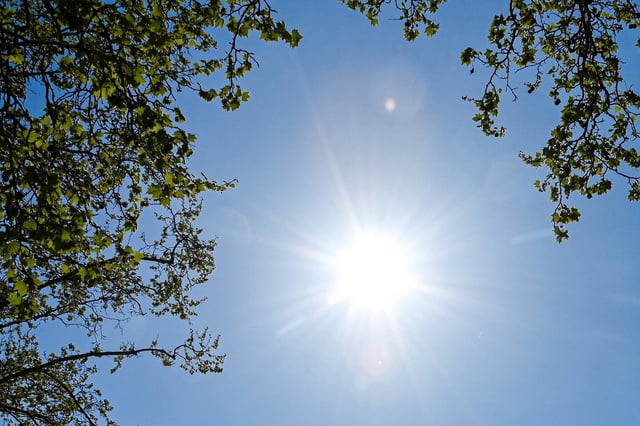 Pour cet «épisode de chaleur précoce», Météo France prévoit des températures dignes d’une fin mai ou d’un début juin.