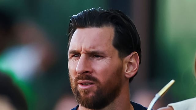 Lionel Messi miró desde la grada la derrota del Inter Miami ante Dallas.
