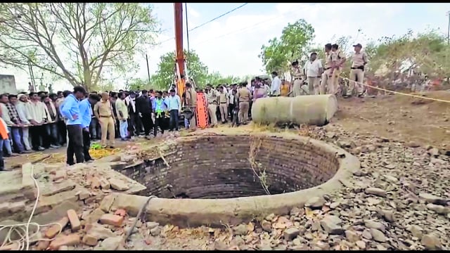 Soon after the accident, villagers began rescue operations by throwing ropes into the well. (PTI)