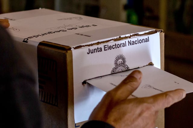 A las elecciones legislativas nacionales se suman comicios provinciales