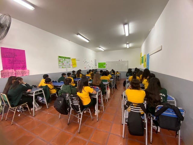 Cómo completar el formulario de inscripción del voucher educativo 2025