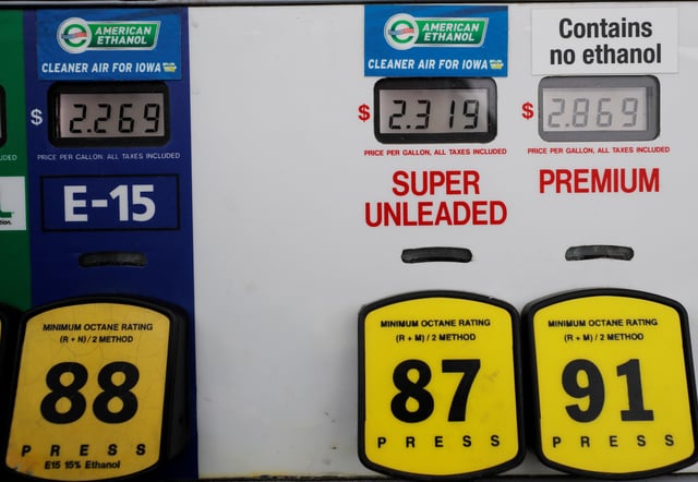 Choices at the gas pump including ethanol or no ethanol gas are seen in Des Moines, Iowa, U.S., January 29, 2020.   REUTERS/Brian Snyder