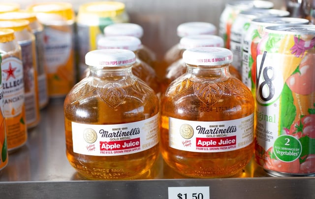 Martinelli&#39;s apple juice. (Shutterstock)