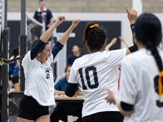 U17 women's Team PAGC compete in the 2023 Tony Cote Winter Games volleyball tournament at St. Joseph high school. Photo taken in Saskatoon, Sask. on Monday, April 10, 2023.