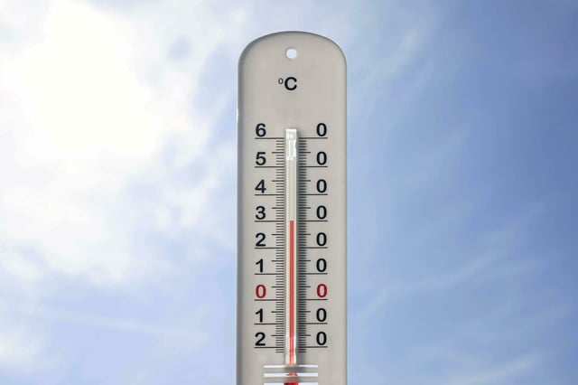 Cette semaine, les 25°C sont atteints dès mardi dans les Pays de la Loire et en Picardie.
