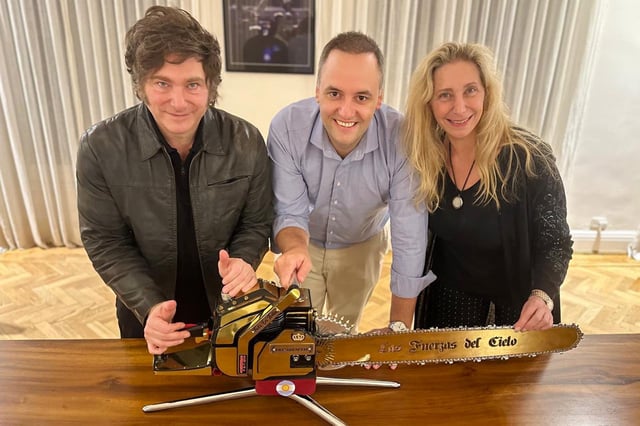 Javier Milei, Manuel Adorni y Karina Milei